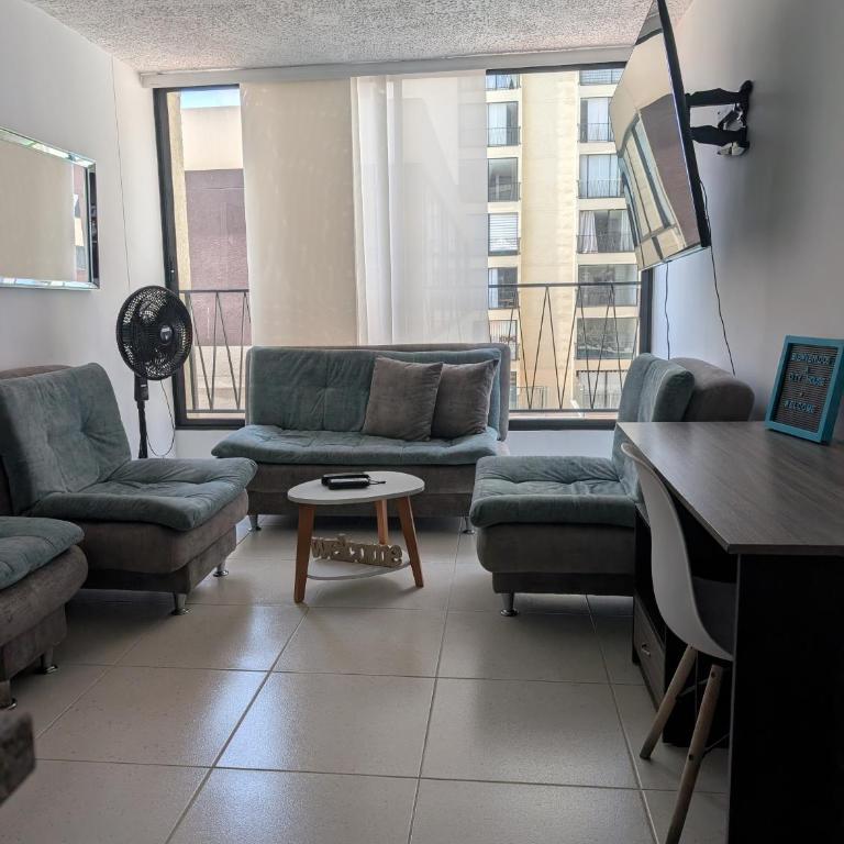 City House Group Girona - Apartamento con vistas a la piscina - 8