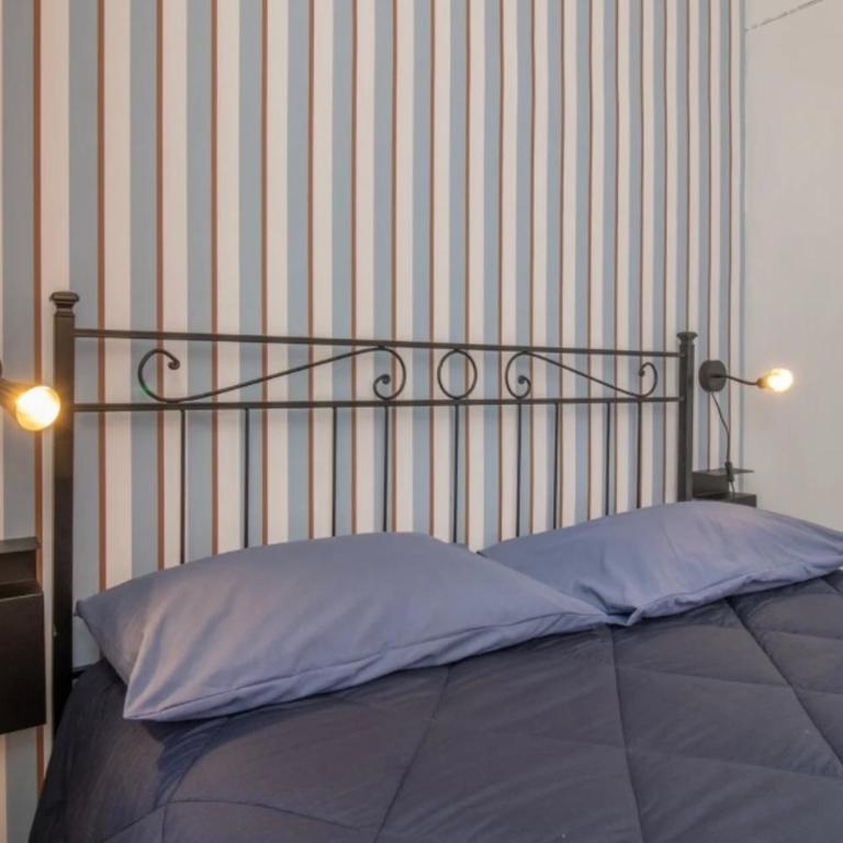 Ezio Rooms - Family Room - 12