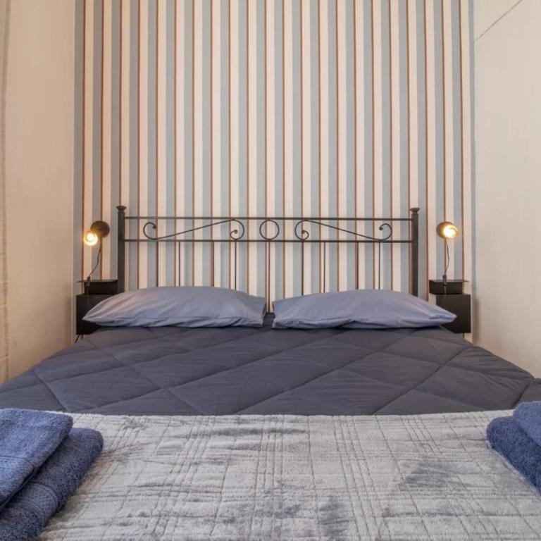 Ezio Rooms - Family Room - 10
