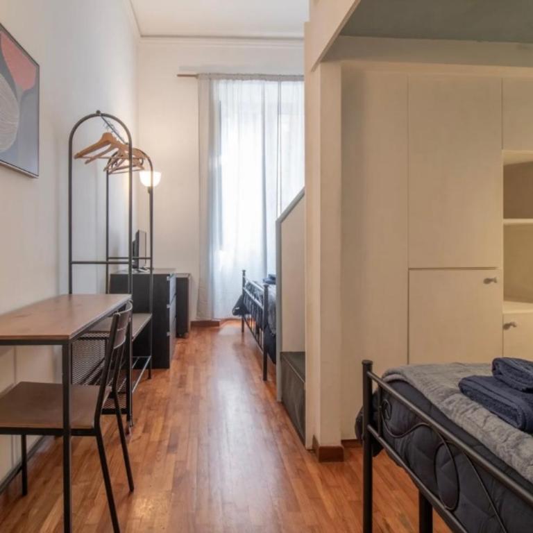Ezio Rooms - Family Room - 7