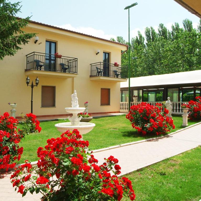 Le Naiadi Park Hotel Sul Lago - Camera Economy Matrimoniale/Doppia con Letti Singoli con Vista Giardino - 3