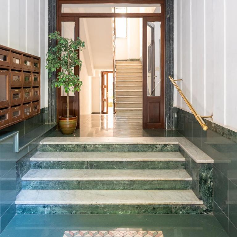 Suite Valesio 2 bedrooms near Metro A - Appartamento con 2 Camere da Letto - 25
