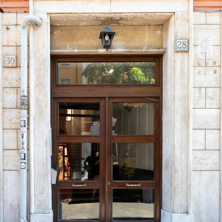 Suite Valesio 2 bedrooms near Metro A - Appartamento con 2 Camere da Letto - 24