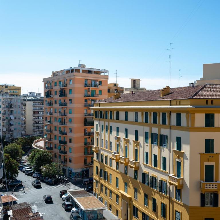 Suite Valesio 2 bedrooms near Metro A - Appartamento con 2 Camere da Letto - 27