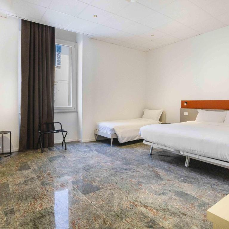 B&B HOTEL Catania Bellini - Camera Quadrupla Standard - 1