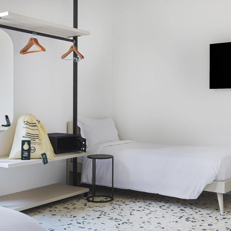 B&B HOTEL Catania Bellini - Camera Tripla Standard - 4
