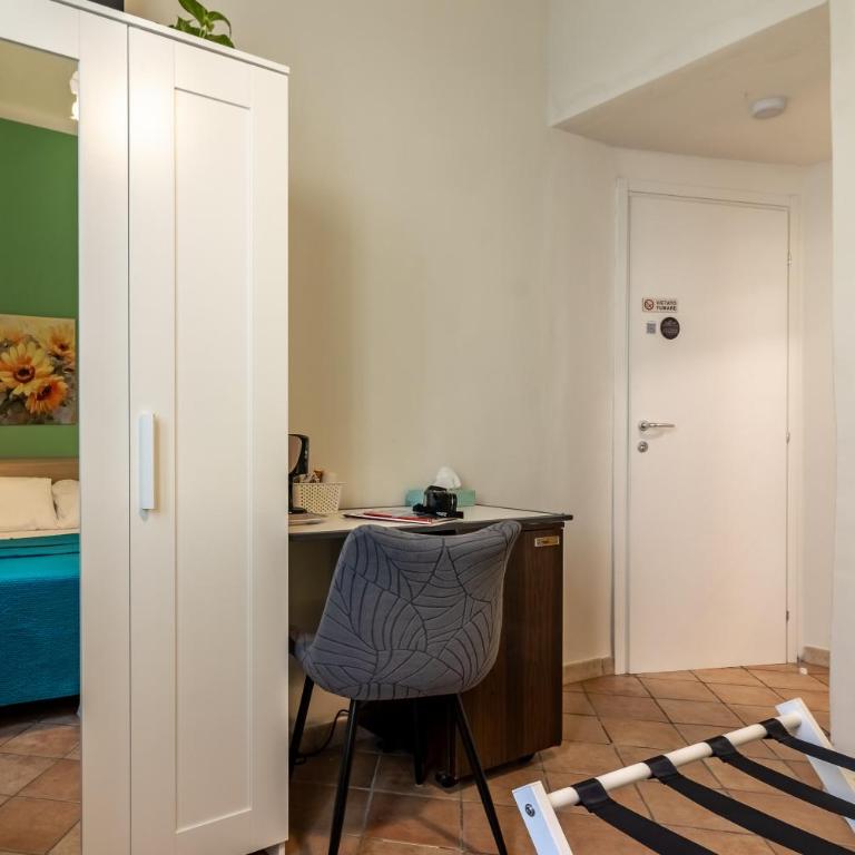 Cinque Terre in Fiore - mytouristhome - Camera Matrimoniale con Bagno Privato - 7