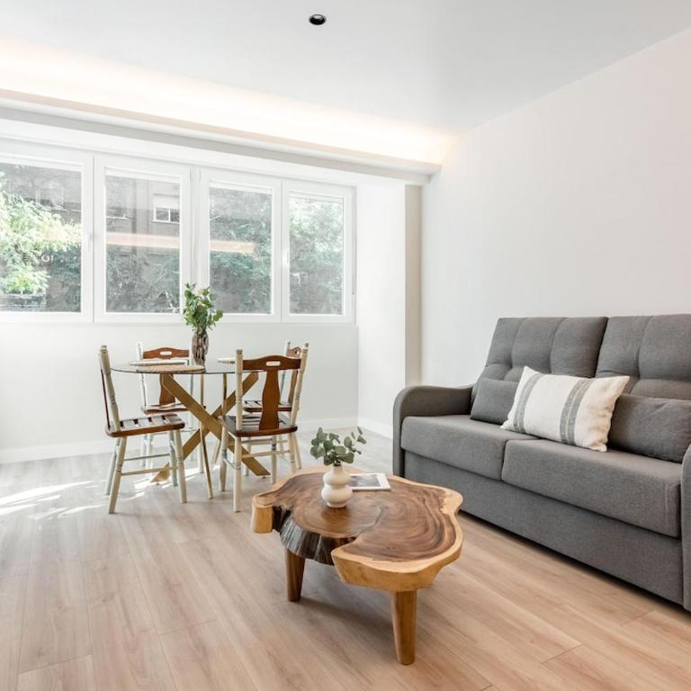 Luminoso y Coquetón cerca de Ventas - Appartamento con 2 Camere da Letto - 1