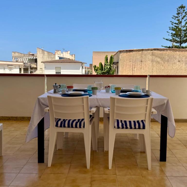 3 min Walk to Beach 3BR Apartment with Terrace AC & Parking - Appartamento con 3 Camere da Letto e con Balcone - 3