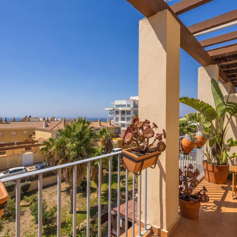 Espacio, terrazas y piscina cerca del centro - Apartamento de 3 dormitorios con vistas - 1