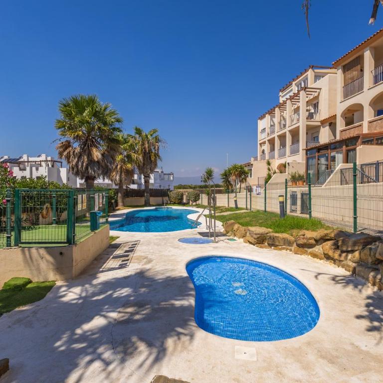 Espacio, terrazas y piscina cerca del centro - Apartamento de 3 dormitorios con vistas - 10