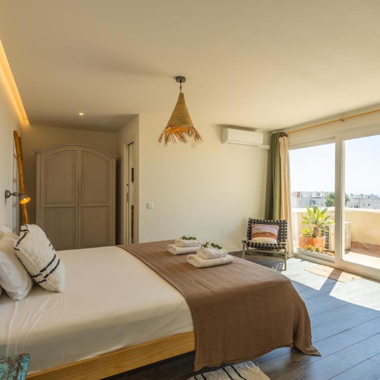 Espacio, terrazas y piscina cerca del centro - Apartamento de 3 dormitorios con vistas - 36