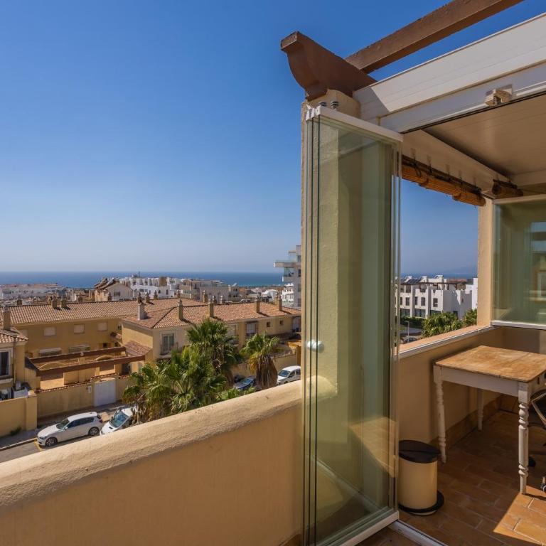 Espacio, terrazas y piscina cerca del centro - Apartamento de 3 dormitorios con vistas - 42
