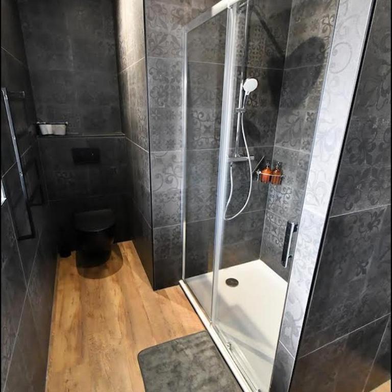 les 4 saisons - Chambre Double avec Baignoire Spa - 6