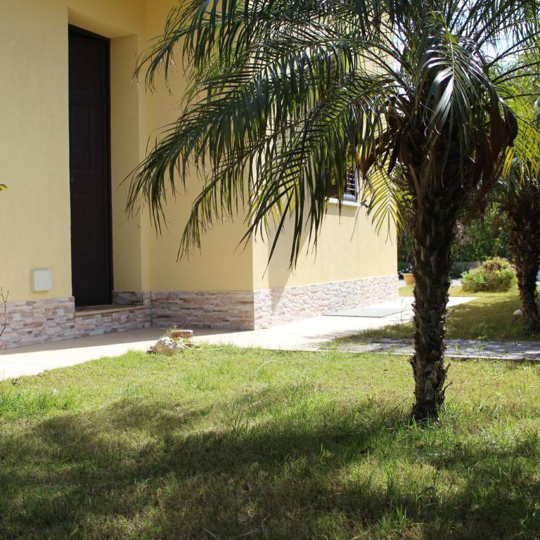 Casa Vacanze Roccella Beach - Vacation Home - 17