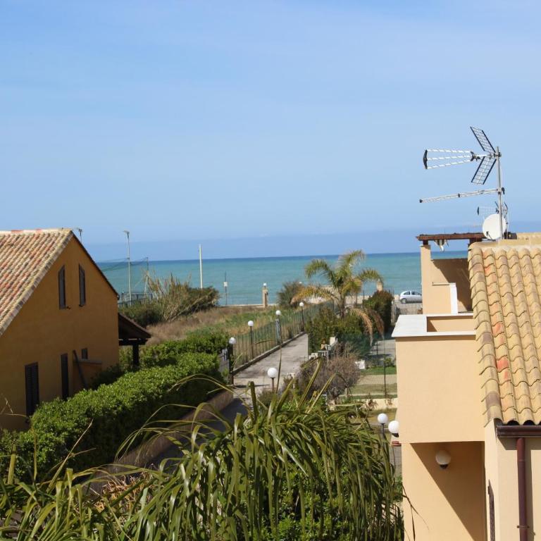 Casa Vacanze Roccella Beach - Vacation Home - 34
