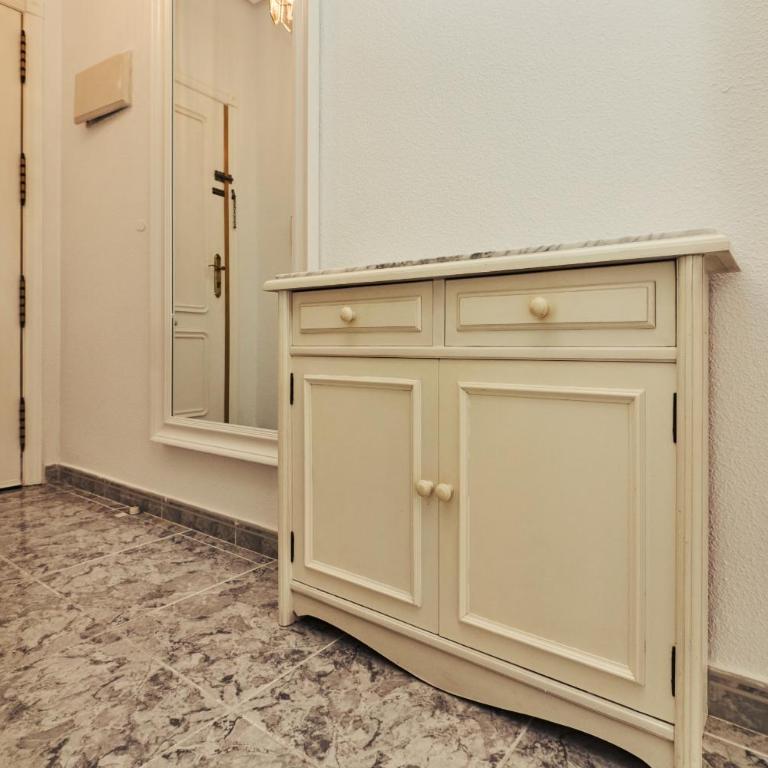 153 La Paz Center Alicante-Holiday - Appartamento Classic - 17