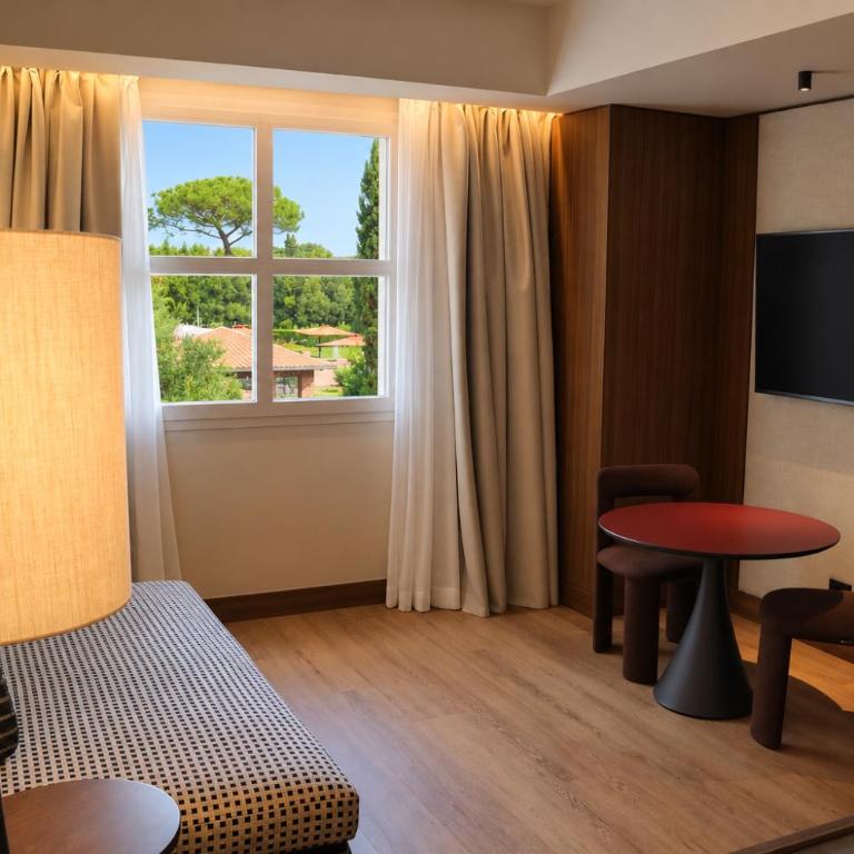 Sheraton Rome Parco de Medici - One-Bedroom Senior Executive King Suite with Garden View - 2