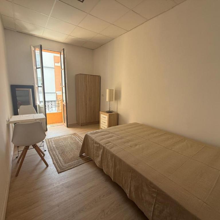 Rooms Prado Gandia - Habitación Doble con balcón - 2