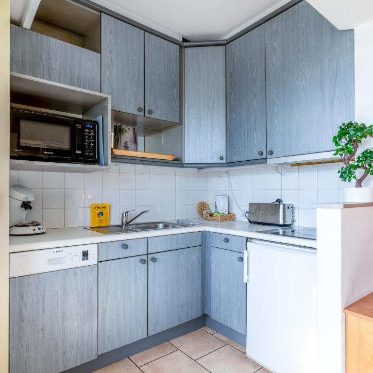 Le Zen Bambou - parking privé - 350m Plage - Monolocale - 21