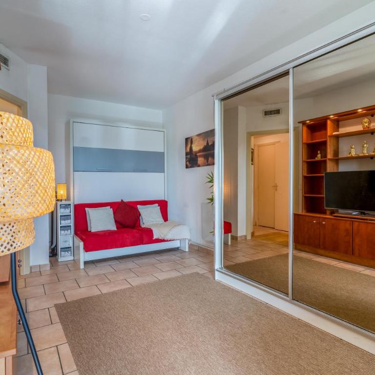 Le Zen Bambou - parking privé - 350m Plage - Monolocale - 42