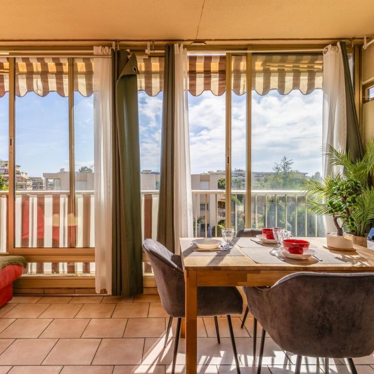 Le Zen Bambou - parking privé - 350m Plage - Monolocale - 44