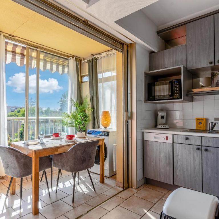 Le Zen Bambou - parking privé - 350m Plage - Monolocale - 49