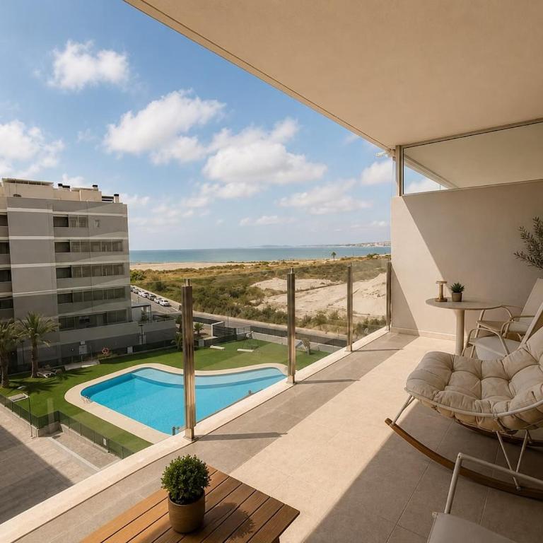 Apartment with a pool a few steps from the sea - Apartamento de 2 dormitorios - 10