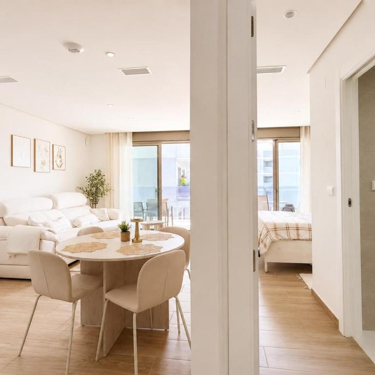 Apartment with a pool a few steps from the sea - Apartamento de 2 dormitorios - 16