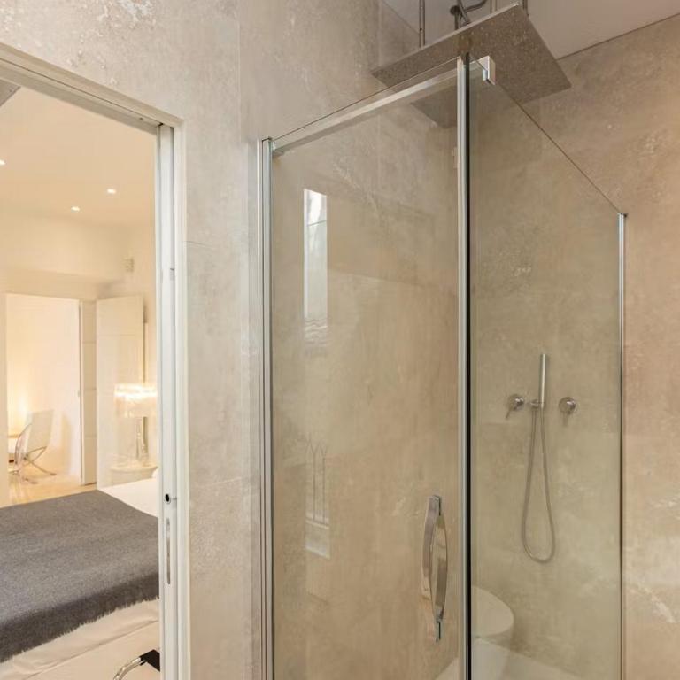 lovely property Via del Babuino- centrale - Appartamento con 3 Camere da Letto e Piscina Privata - 20