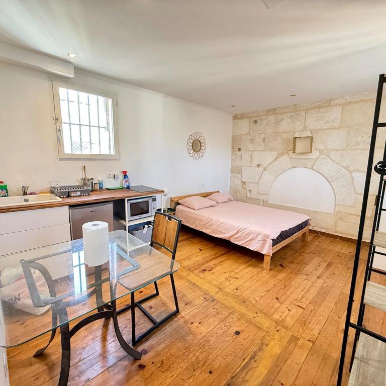 Cozy & Authentic Studio - Nîmes Écusson - Appartement 1 Chambre - 2