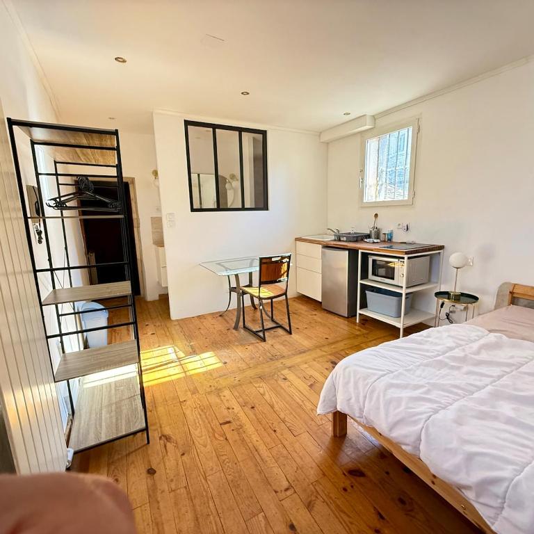 Cozy & Authentic Studio - Nîmes Écusson - Appartement 1 Chambre - 13