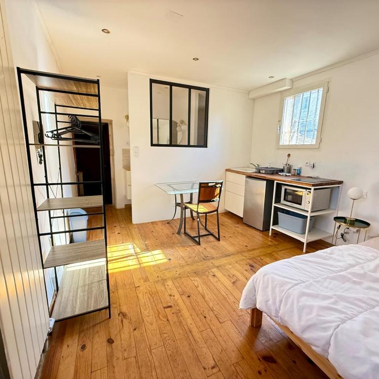 Cozy & Authentic Studio - Nîmes Écusson - Appartement 1 Chambre - 14