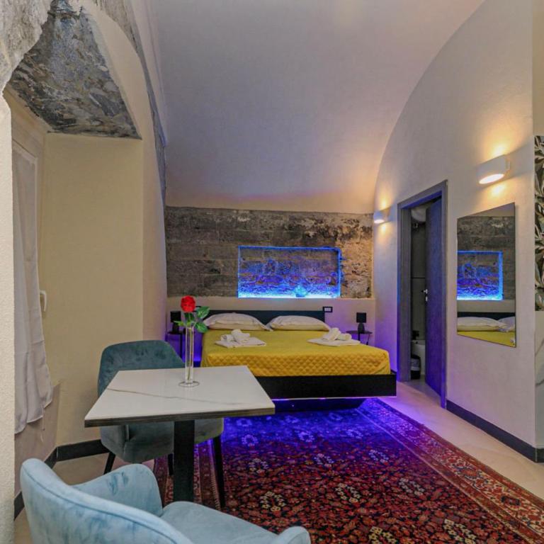 Hotel Torre Orefici - Suite Deluxe con Vasca Idromassaggio - 2