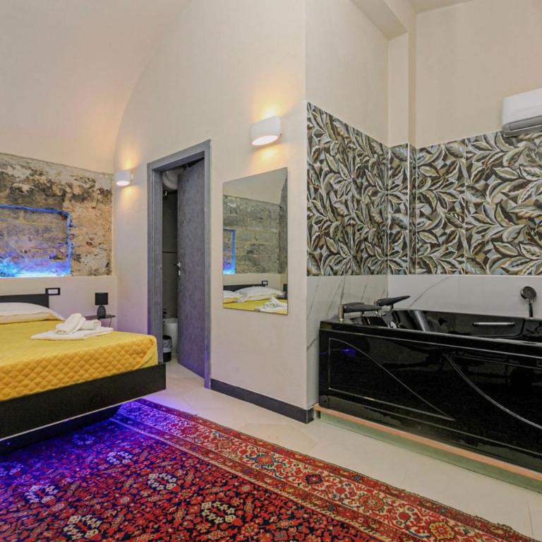 Hotel Torre Orefici - Suite Deluxe con Vasca Idromassaggio - 3