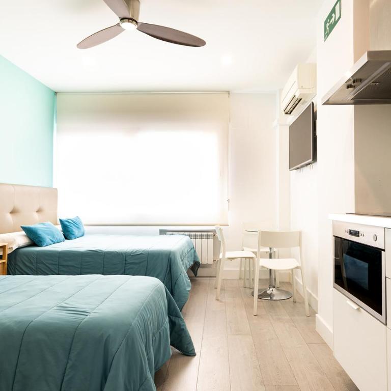 Chueca - Room Apartments - Monolocale (3 Adulti) - Calle Valverde 25 - 1