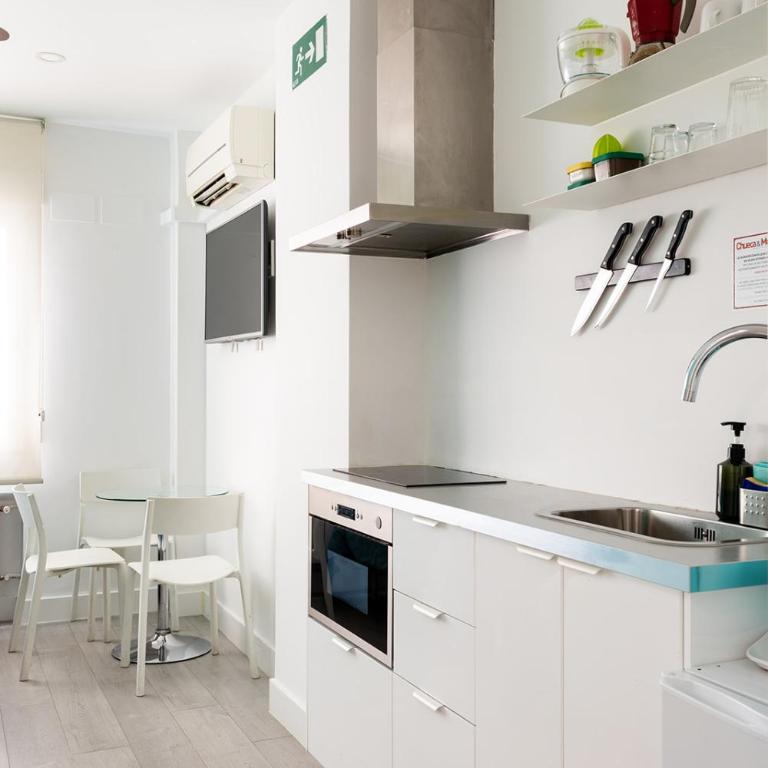 Chueca - Room Apartments - Monolocale (3 Adulti) - Calle Valverde 25 - 7