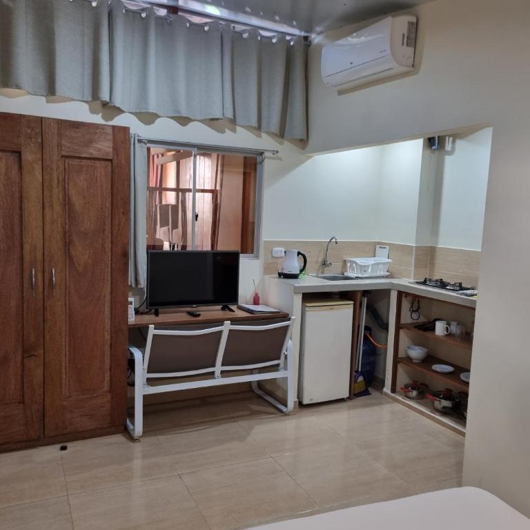 The Secret Garden Central 250 Mbps WIFI English speaking - One-Bedroom Apartment - 1