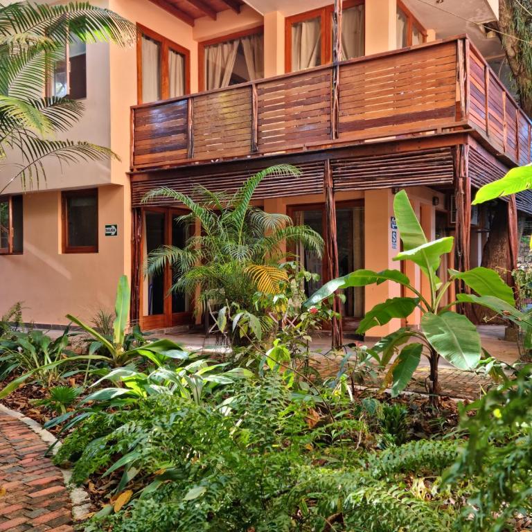 The Secret Garden Central 250 Mbps WIFI English speaking - One-Bedroom Apartment - 4