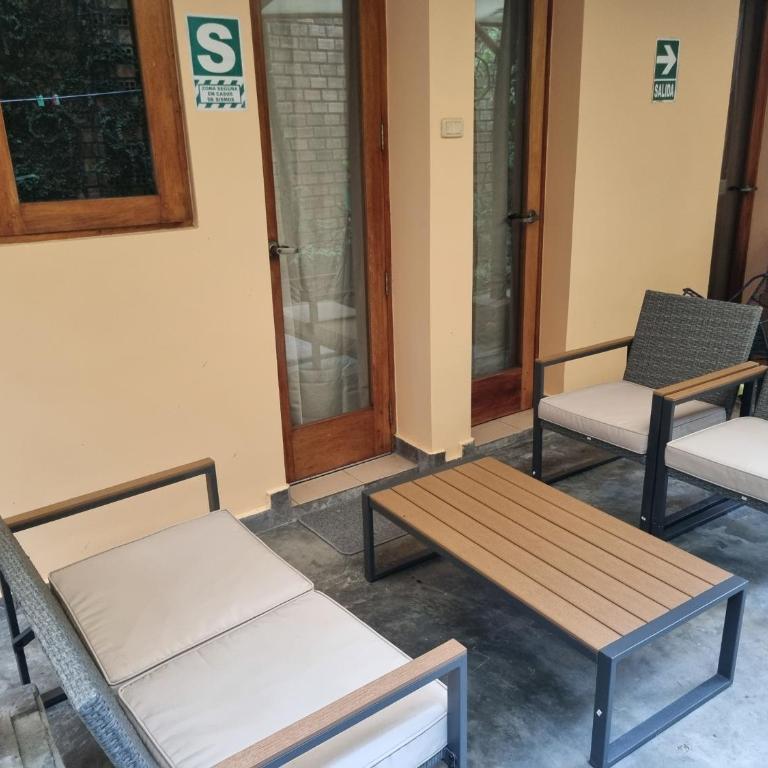 The Secret Garden Central 250 Mbps WIFI English speaking - One-Bedroom Apartment - 5