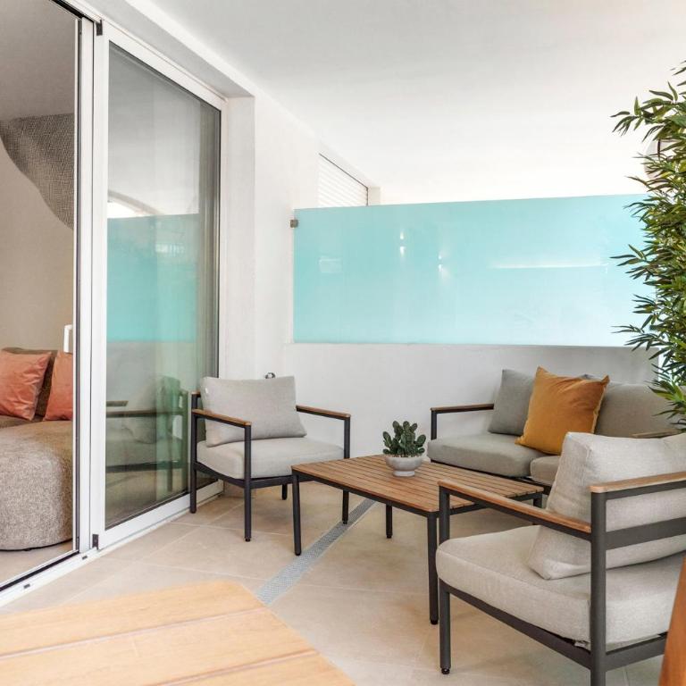 Modern Apartment Center Steps from the Beach - Apartamento - 12