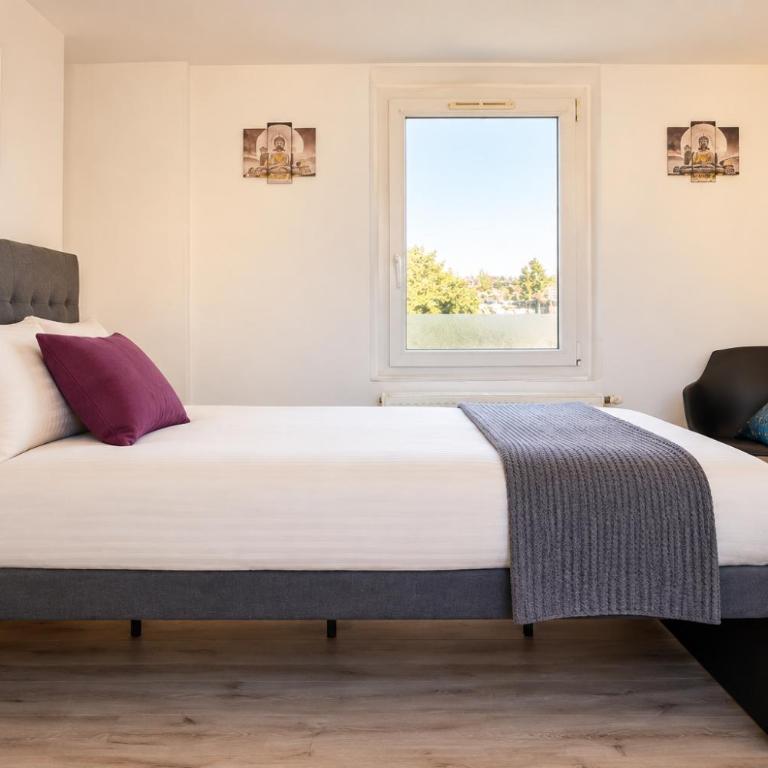 SPA central charmant duplex cosy 90m2 à 300m rue piétonne et 500 m du port - One-Bedroom Apartment - 16