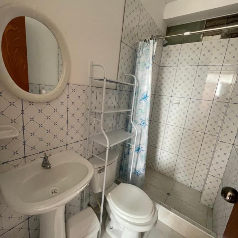 Hospedaje del mar - Triple Room with Private Bathroom - 2