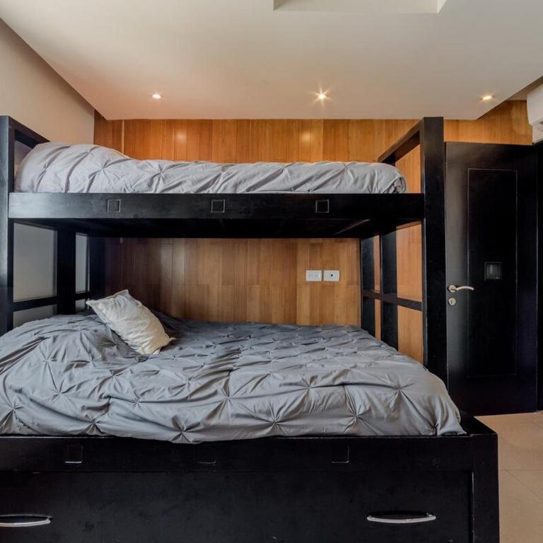 Blue Beach Beachfront 2 BDR by Casa Paraiso - Two-Bedroom Apartment - 9