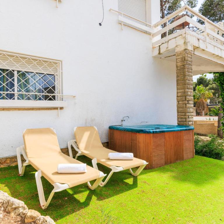 CODOLAR Family House - Maison 3 Chambres - 1