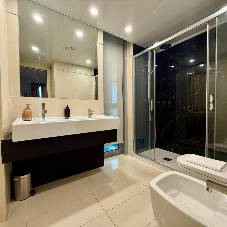 Unique Rentals-Seafront Luxe Suites - Apartamento - 20