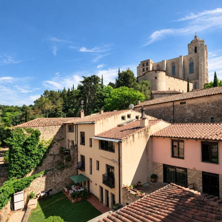 Stunning apartment w amazing views in Girona - Apartamento de 2 dormitorios - 4