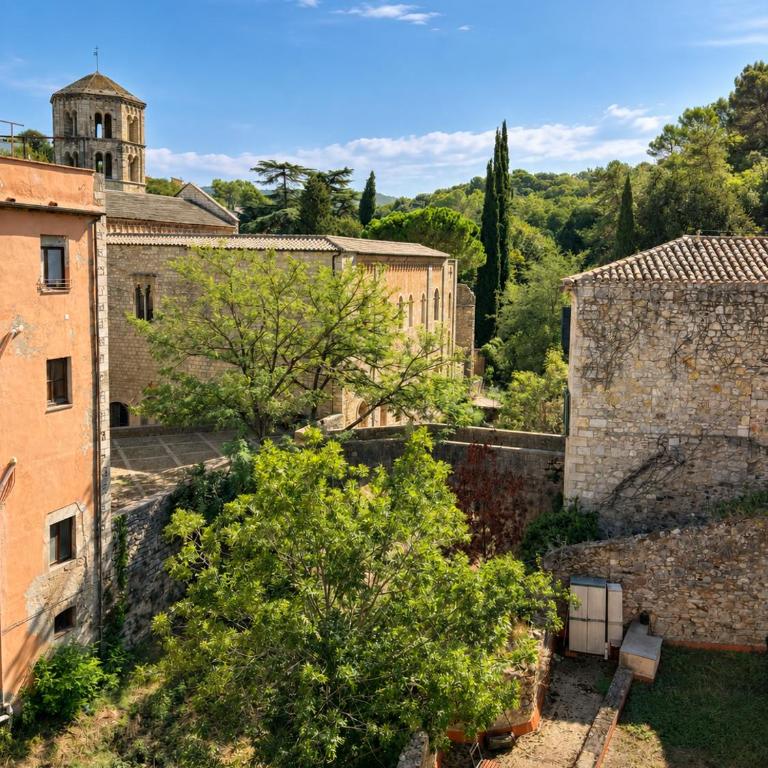 Stunning apartment w amazing views in Girona - Apartamento de 2 dormitorios - 2