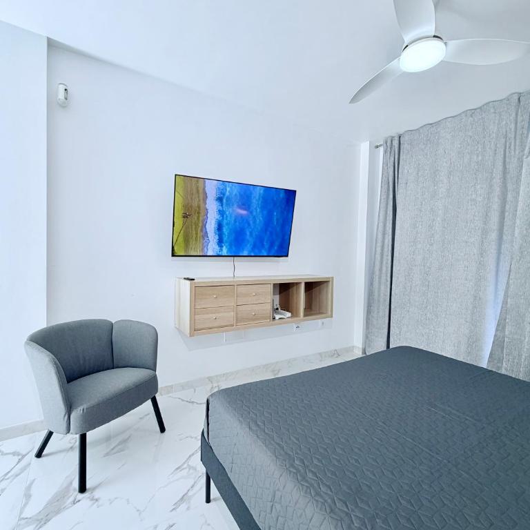 Victoria Beachfront Studio 1, Central Location Las Americas - Estudio con vistas al mar - 7