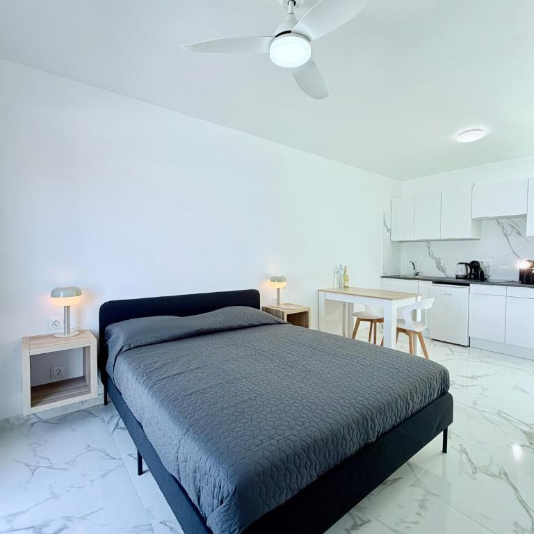 Victoria Beachfront Studio 1, Central Location Las Americas - Estudio con vistas al mar - 8